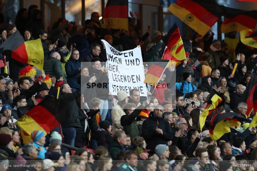 Max-Morlock-Stadion, Nürnberg, 12.04.2023, sport, action, Fussball, DFB, FIFA, UEFA, Freundschaftsspiel, BRA, GER, Frauen-Nationalmannschaft, Brasilien, Deutschland - Bild-ID: 2359494 Max-Morlock-Stadion, Nürnberg, 12.04.2023, sport, action, Fussball, DFB, FIFA, UEFA, Freundschaftsspiel, BRA, GER, Frauen-Nationalmannschaft, Brasilien, Deutschland - Bild-ID: 2359494