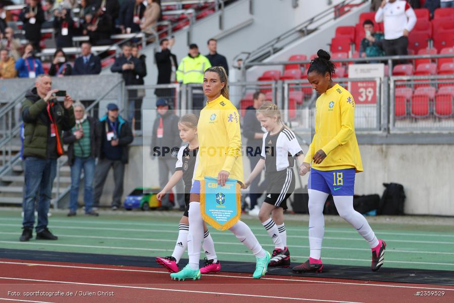 Tamires Britto, Max-Morlock-Stadion, Nürnberg, 12.04.2023, sport, action, Fussball, DFB, FIFA, UEFA, Freundschaftsspiel, BRA, GER, Frauen-Nationalmannschaft, Brasilien, Deutschland - Bild-ID: 2359529