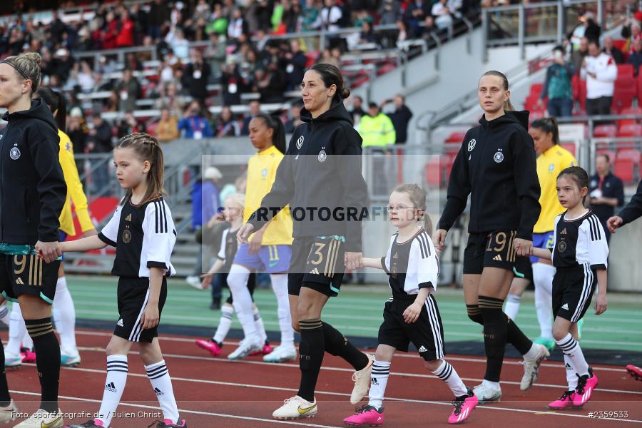 Sara Doorsoun, Max-Morlock-Stadion, Nürnberg, 12.04.2023, sport, action, Fussball, DFB, FIFA, UEFA, Freundschaftsspiel, BRA, GER, Frauen-Nationalmannschaft, Brasilien, Deutschland - Bild-ID: 2359533