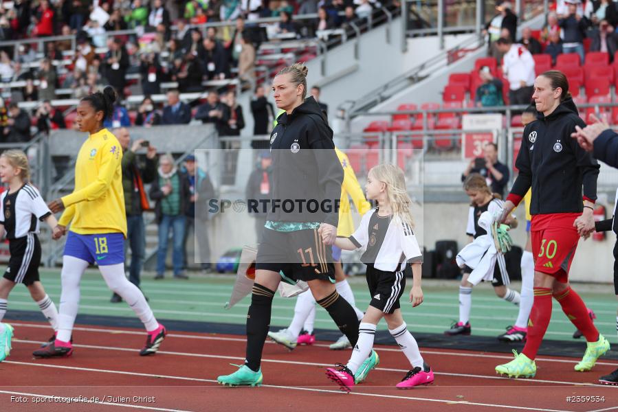 Alexandra Popp, Max-Morlock-Stadion, Nürnberg, 12.04.2023, sport, action, Fussball, DFB, FIFA, UEFA, Freundschaftsspiel, BRA, GER, Frauen-Nationalmannschaft, Brasilien, Deutschland - Bild-ID: 2359534