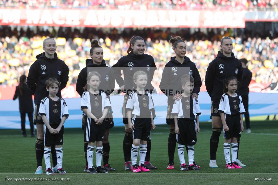 Lea Schüller, Max-Morlock-Stadion, Nürnberg, 12.04.2023, sport, action, Fussball, DFB, FIFA, UEFA, Freundschaftsspiel, BRA, GER, Frauen-Nationalmannschaft, Brasilien, Deutschland - Bild-ID: 2359540