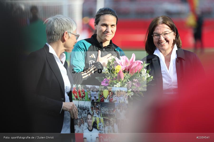 Max-Morlock-Stadion, Nürnberg, 12.04.2023, sport, action, Fussball, DFB, FIFA, UEFA, Freundschaftsspiel, BRA, GER, Frauen-Nationalmannschaft, Brasilien, Deutschland - Bild-ID: 2359541