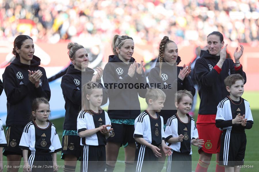 Max-Morlock-Stadion, Nürnberg, 12.04.2023, sport, action, Fussball, DFB, FIFA, UEFA, Freundschaftsspiel, BRA, GER, Frauen-Nationalmannschaft, Brasilien, Deutschland - Bild-ID: 2359544