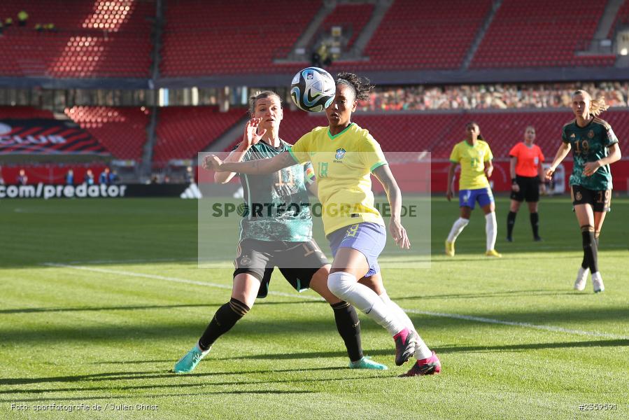 Alexandra Popp, Max-Morlock-Stadion, Nürnberg, 12.04.2023, sport, action, Fussball, DFB, FIFA, UEFA, Freundschaftsspiel, BRA, GER, Frauen-Nationalmannschaft, Brasilien, Deutschland - Bild-ID: 2359591
