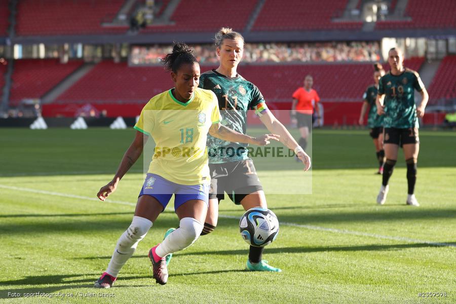 Alexandra Popp, Max-Morlock-Stadion, Nürnberg, 12.04.2023, sport, action, Fussball, DFB, FIFA, UEFA, Freundschaftsspiel, BRA, GER, Frauen-Nationalmannschaft, Brasilien, Deutschland - Bild-ID: 2359598