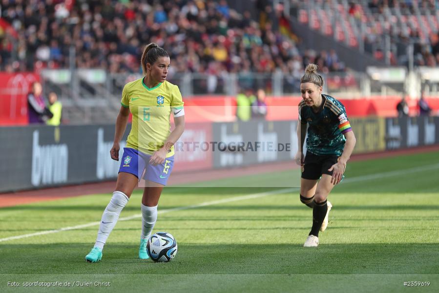 Tamires Britto, Max-Morlock-Stadion, Nürnberg, 12.04.2023, sport, action, Fussball, DFB, FIFA, UEFA, Freundschaftsspiel, BRA, GER, Frauen-Nationalmannschaft, Brasilien, Deutschland - Bild-ID: 2359619