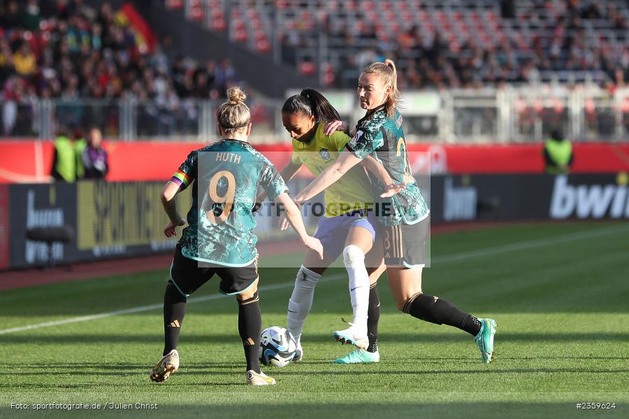 Adriana Silva, Max-Morlock-Stadion, Nürnberg, 12.04.2023, sport, action, Fussball, DFB, FIFA, UEFA, Freundschaftsspiel, BRA, GER, Frauen-Nationalmannschaft, Brasilien, Deutschland - Bild-ID: 2359624