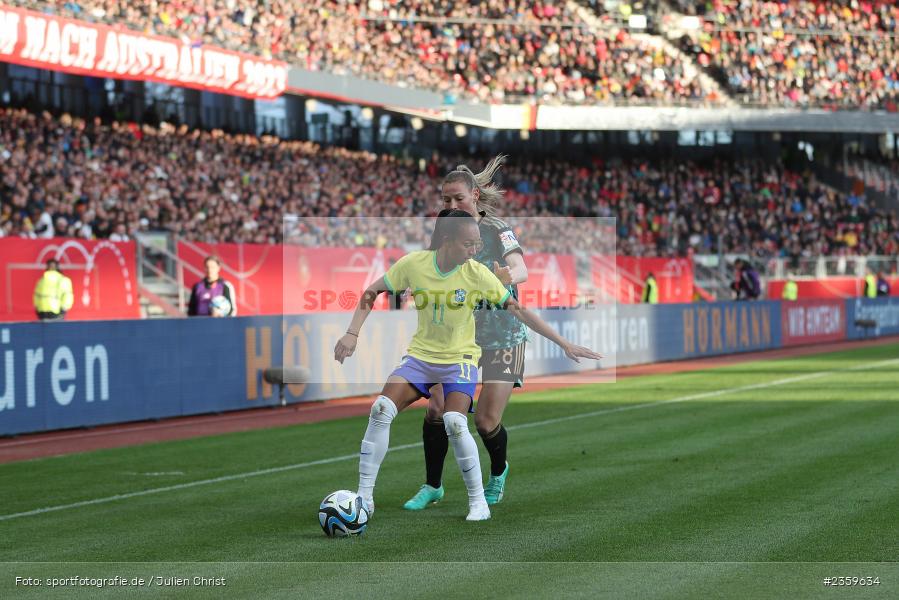 Adriana Silva, Max-Morlock-Stadion, Nürnberg, 12.04.2023, sport, action, Fussball, DFB, FIFA, UEFA, Freundschaftsspiel, BRA, GER, Frauen-Nationalmannschaft, Brasilien, Deutschland - Bild-ID: 2359634
