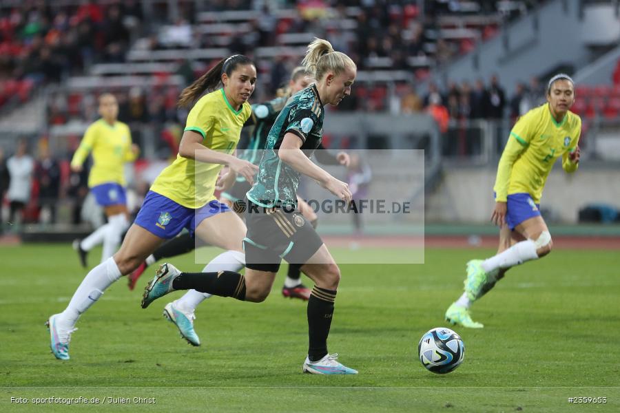 Lea Schüller, Max-Morlock-Stadion, Nürnberg, 12.04.2023, sport, action, Fussball, DFB, FIFA, UEFA, Freundschaftsspiel, BRA, GER, Frauen-Nationalmannschaft, Brasilien, Deutschland - Bild-ID: 2359653