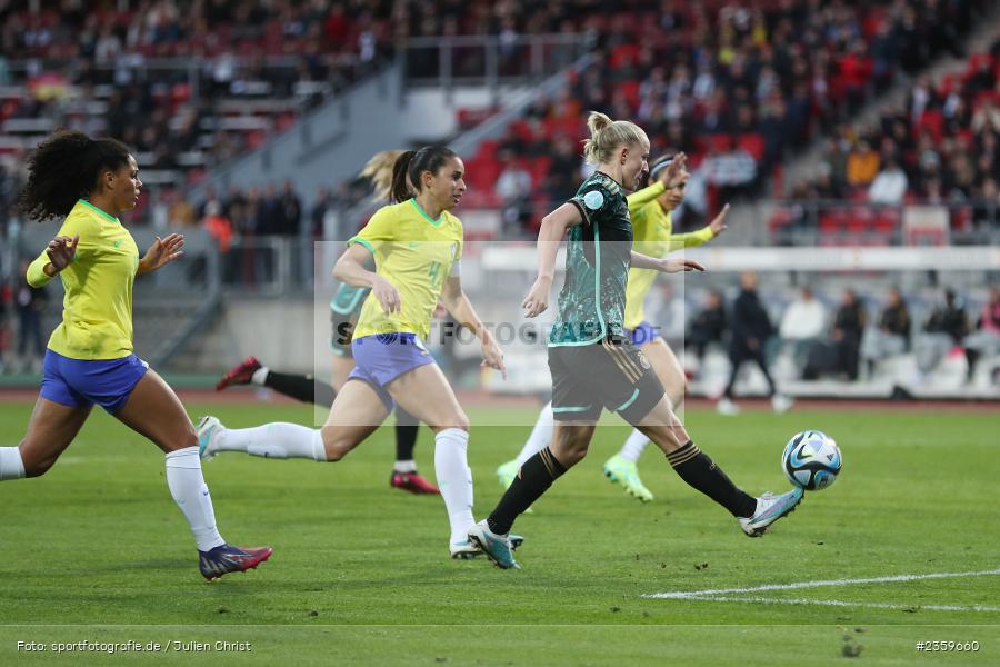 Lea Schüller, Max-Morlock-Stadion, Nürnberg, 12.04.2023, sport, action, Fussball, DFB, FIFA, UEFA, Freundschaftsspiel, BRA, GER, Frauen-Nationalmannschaft, Brasilien, Deutschland - Bild-ID: 2359660