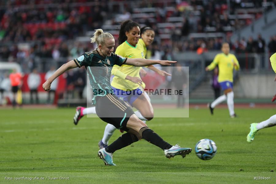 Lea Schüller, Max-Morlock-Stadion, Nürnberg, 12.04.2023, sport, action, Fussball, DFB, FIFA, UEFA, Freundschaftsspiel, BRA, GER, Frauen-Nationalmannschaft, Brasilien, Deutschland - Bild-ID: 2359661