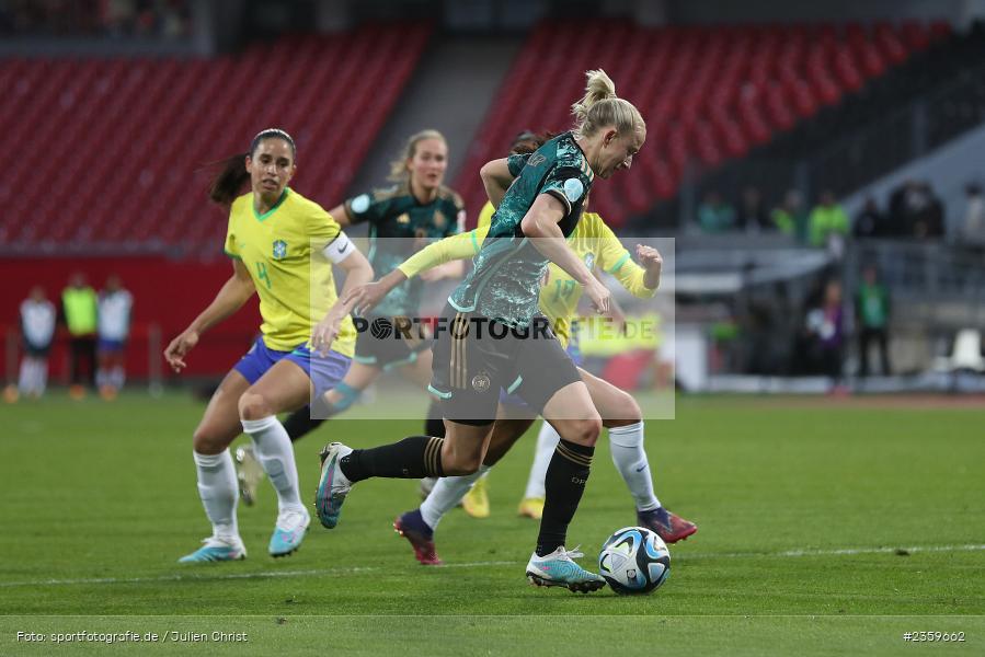 Lea Schüller, Max-Morlock-Stadion, Nürnberg, 12.04.2023, sport, action, Fussball, DFB, FIFA, UEFA, Freundschaftsspiel, BRA, GER, Frauen-Nationalmannschaft, Brasilien, Deutschland - Bild-ID: 2359662