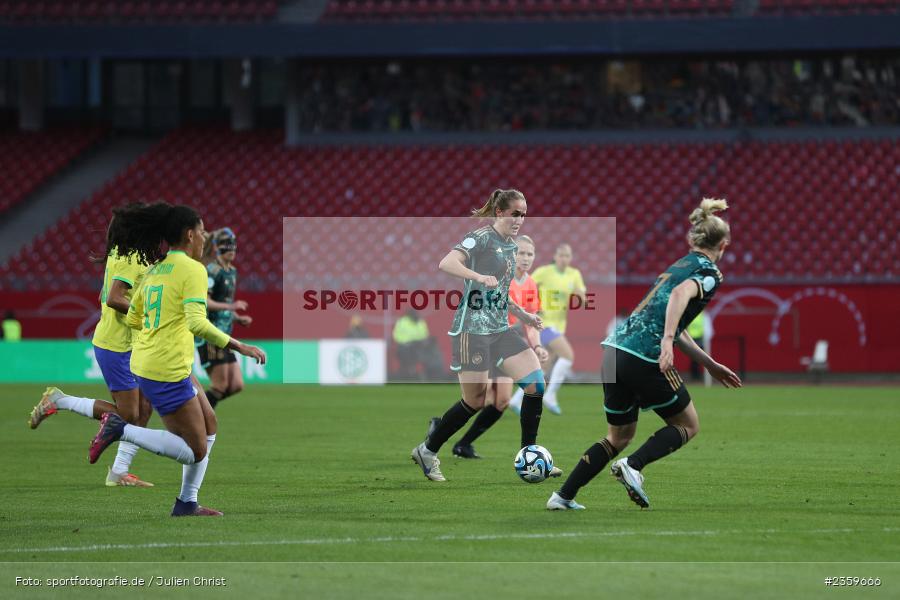 Sydney Lohmann, Max-Morlock-Stadion, Nürnberg, 12.04.2023, sport, action, Fussball, DFB, FIFA, UEFA, Freundschaftsspiel, BRA, GER, Frauen-Nationalmannschaft, Brasilien, Deutschland - Bild-ID: 2359666