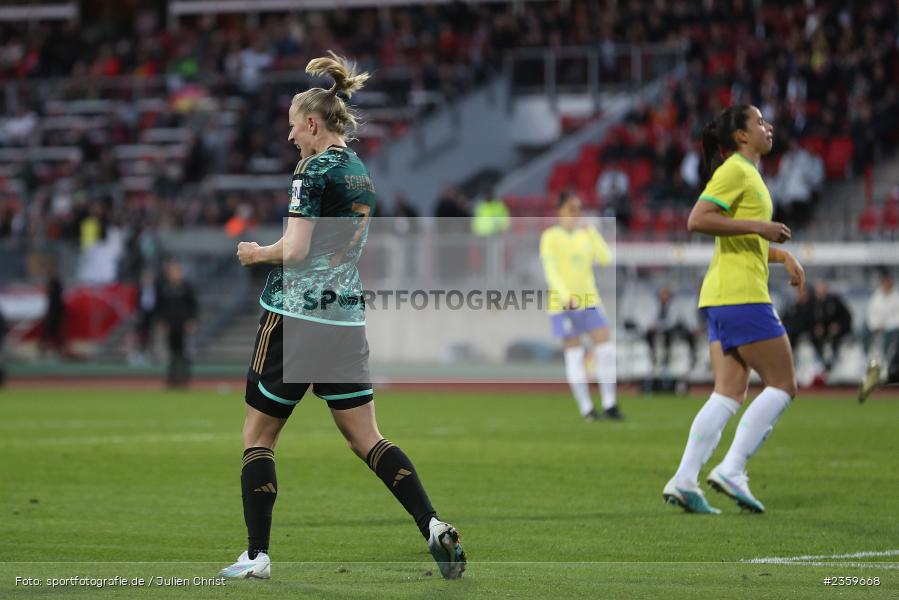 Lea Schüller, Max-Morlock-Stadion, Nürnberg, 12.04.2023, sport, action, Fussball, DFB, FIFA, UEFA, Freundschaftsspiel, BRA, GER, Frauen-Nationalmannschaft, Brasilien, Deutschland - Bild-ID: 2359668