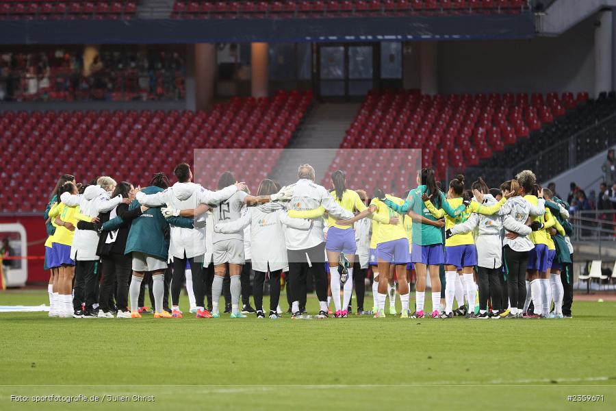 Mannschaftskreis, Max-Morlock-Stadion, Nürnberg, 12.04.2023, sport, action, Fussball, DFB, FIFA, UEFA, Freundschaftsspiel, BRA, GER, Frauen-Nationalmannschaft, Brasilien, Deutschland - Bild-ID: 2359671