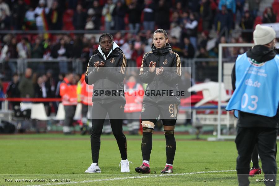 Lena Sophie Oberdorf, Max-Morlock-Stadion, Nürnberg, 12.04.2023, sport, action, Fussball, DFB, FIFA, UEFA, Freundschaftsspiel, BRA, GER, Frauen-Nationalmannschaft, Brasilien, Deutschland - Bild-ID: 2359674