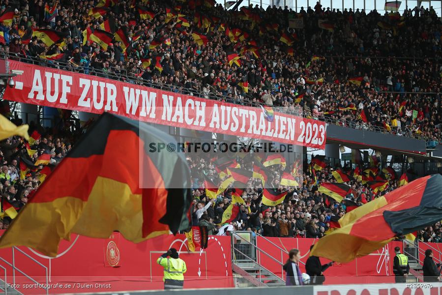 Max-Morlock-Stadion, Nürnberg, 12.04.2023, sport, action, Fussball, DFB, FIFA, UEFA, Freundschaftsspiel, BRA, GER, Frauen-Nationalmannschaft, Brasilien, Deutschland - Bild-ID: 2359676
