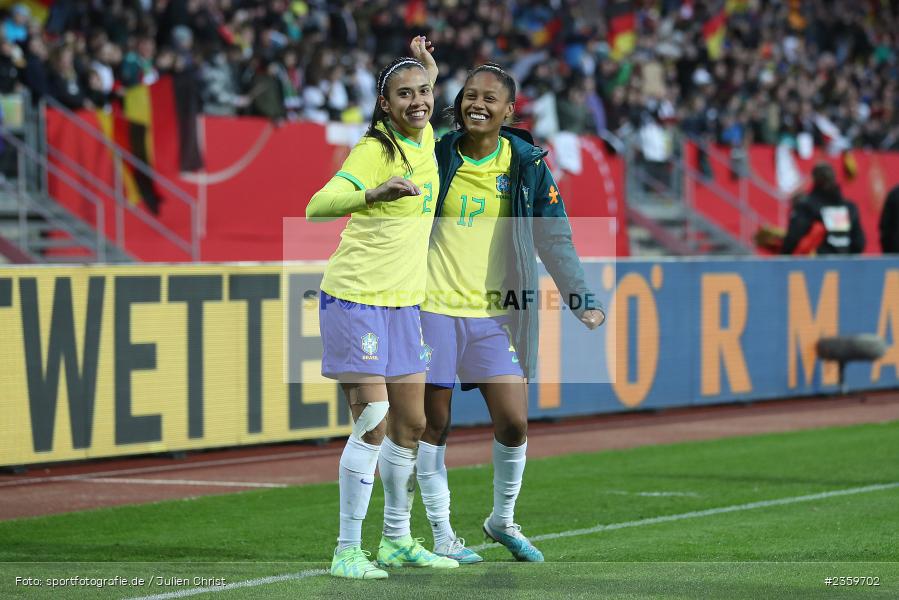 Antonia Silva, Max-Morlock-Stadion, Nürnberg, 12.04.2023, sport, action, Fussball, DFB, FIFA, UEFA, Freundschaftsspiel, BRA, GER, Frauen-Nationalmannschaft, Brasilien, Deutschland - Bild-ID: 2359702