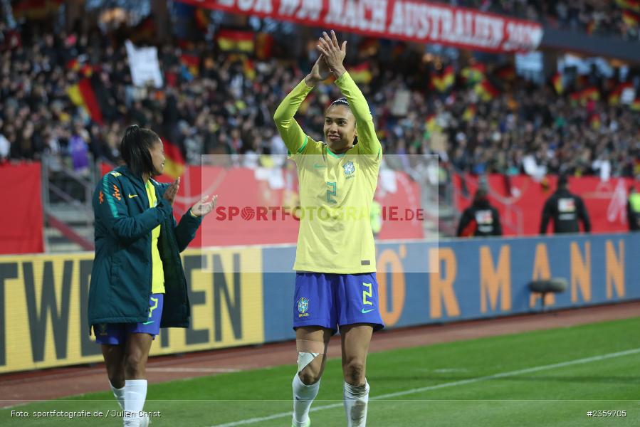 Antonia Silva, Max-Morlock-Stadion, Nürnberg, 12.04.2023, sport, action, Fussball, DFB, FIFA, UEFA, Freundschaftsspiel, BRA, GER, Frauen-Nationalmannschaft, Brasilien, Deutschland - Bild-ID: 2359705