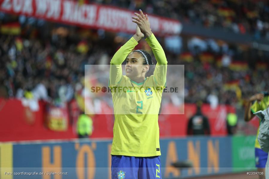 Antonia Silva, Max-Morlock-Stadion, Nürnberg, 12.04.2023, sport, action, Fussball, DFB, FIFA, UEFA, Freundschaftsspiel, BRA, GER, Frauen-Nationalmannschaft, Brasilien, Deutschland - Bild-ID: 2359708
