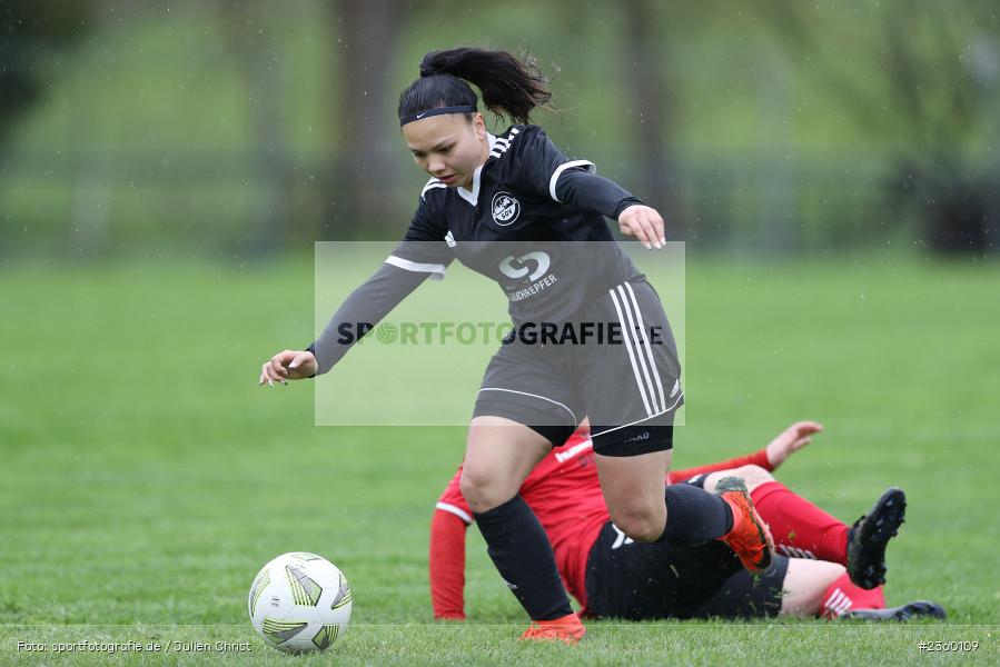 Melissa Elling, Sportgelände, Karsbach, 15.04.2023, sport, action, Fussball, BFV, Frauen Landesliga Nord, 15. Spieltag, SGV, FCK, SGV Nürnberg-Fürth, FC Karsbach - Bild-ID: 2360109 Melissa Elling, Sportgelände, Karsbach, 15.04.2023, sport, action, Fussball, BFV, Frauen Landesliga Nord, 15. Spieltag, SGV, FCK, SGV Nürnberg-Fürth, FC Karsbach - Bild-ID: 2360109