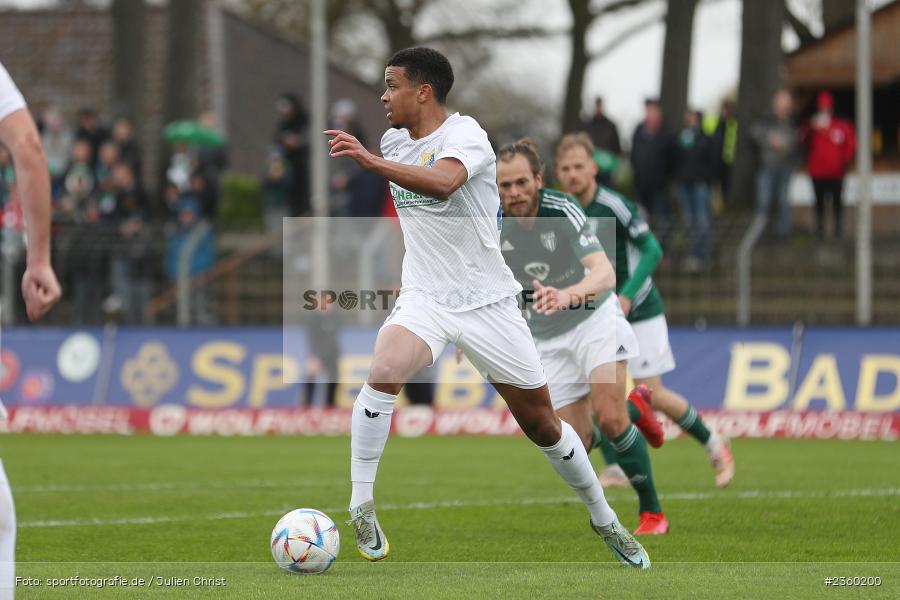 Ahanna Francis Agbowo, Willy-Sachs-Stadion, Schweinfurt, 15.04.2023, sport, action, Fussball, BFV, 32. Spieltag, Regionalliga Bayern, FCP, FCS, FC Pipinsried, 1. FC Schweinfurt - Bild-ID: 2360200