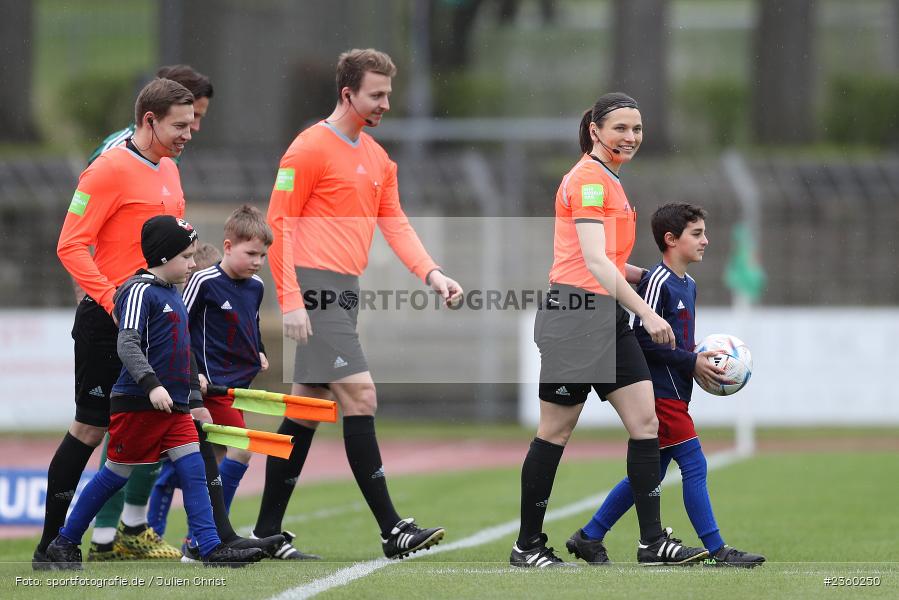 Schiedsrichter, Angelika Söder, Willy-Sachs-Stadion, Schweinfurt, 15.04.2023, sport, action, Fussball, BFV, 32. Spieltag, Regionalliga Bayern, FCP, FCS, FC Pipinsried, 1. FC Schweinfurt - Bild-ID: 2360250