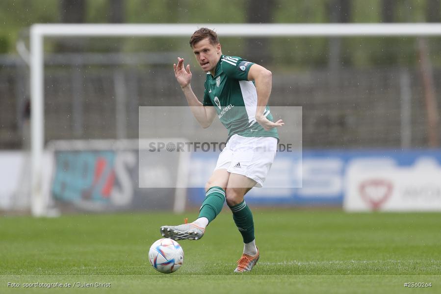 Lukas Aigner, Willy-Sachs-Stadion, Schweinfurt, 15.04.2023, sport, action, Fussball, BFV, 32. Spieltag, Regionalliga Bayern, FCP, FCS, FC Pipinsried, 1. FC Schweinfurt - Bild-ID: 2360264