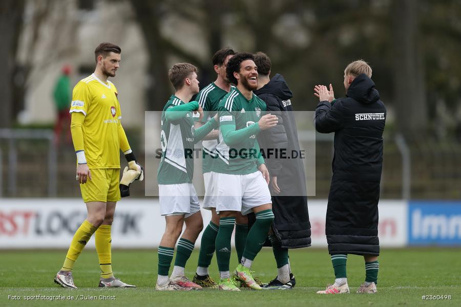 Malik Mc Lemore, Willy-Sachs-Stadion, Schweinfurt, 15.04.2023, sport, action, Fussball, BFV, 32. Spieltag, Regionalliga Bayern, FCP, FCS, FC Pipinsried, 1. FC Schweinfurt - Bild-ID: 2360498