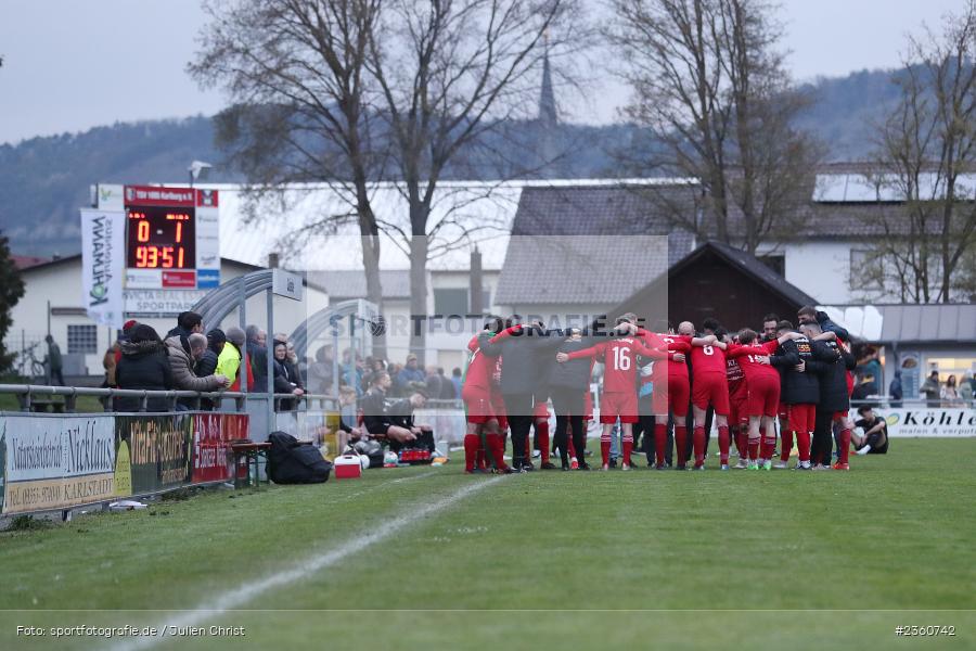 Mannschaftskreis, Sportgelände, Karlburg, 18.04.2023, sport, action, Fussball, BFV, 32. Spieltag, Landesliga Nordwest, FCF, TSV, FC Fuchsstadt, TSV Karlburg - Bild-ID: 2360742