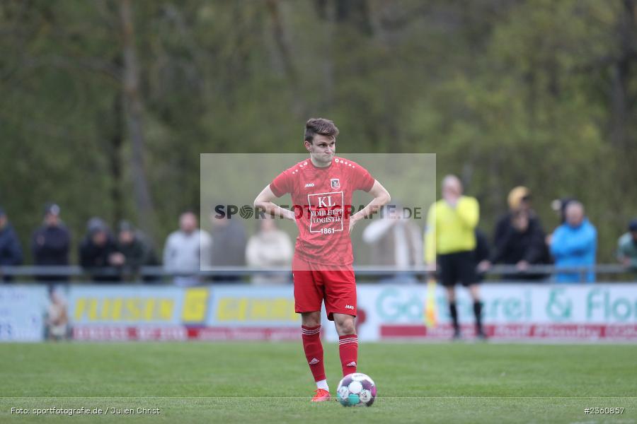 Dominik Halbig, Sportgelände, Karlburg, 18.04.2023, sport, action, Fussball, BFV, 32. Spieltag, Landesliga Nordwest, FCF, TSV, FC Fuchsstadt, TSV Karlburg - Bild-ID: 2360857