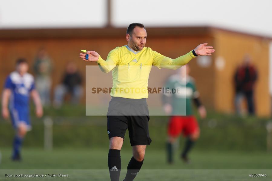 Schiedsrichter, Sportgelände, Duttenbrunn, 19.04.2023, sport, action, Fussball, BFV, Kreisliga Würzburg, 24. Spieltag, HOM, TSV, TSV Homburg, TSV Duttenbrunn - Bild-ID: 2360946