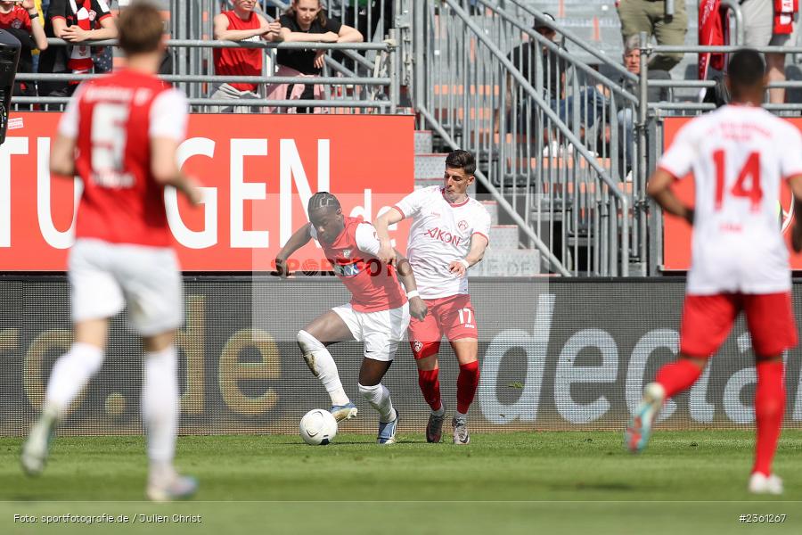 Alexis Fambo, AKON Arena, Würzburg, 22.04.2023, sport, action, Fussball, BFV, Regionalliga Bayern, 33. Spieltag, SVH, FWK, SV Heimstetten, FC Würzburger Kickers - Bild-ID: 2361267