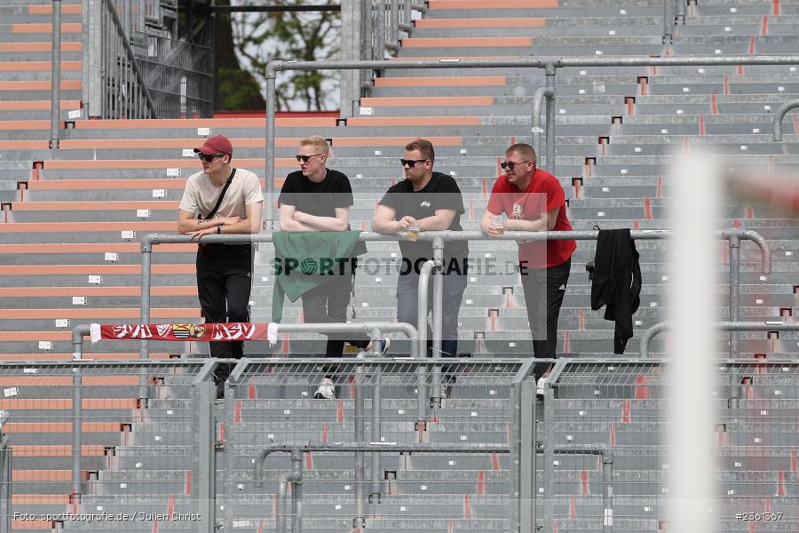 Fans, AKON Arena, Würzburg, 22.04.2023, sport, action, Fussball, BFV, Regionalliga Bayern, 33. Spieltag, SVH, FWK, SV Heimstetten, FC Würzburger Kickers - Bild-ID: 2361367