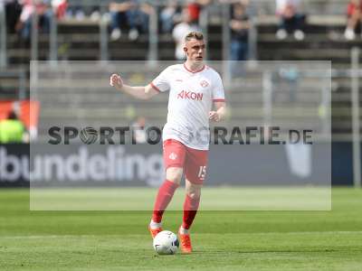 Fotos von FC Würzburger Kickers - SV Heimstetten auf sportfotografie.de