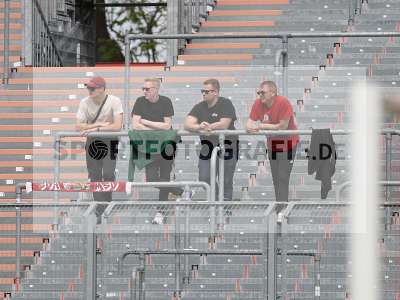 Fotos von FC Würzburger Kickers - SV Heimstetten auf sportfotografie.de