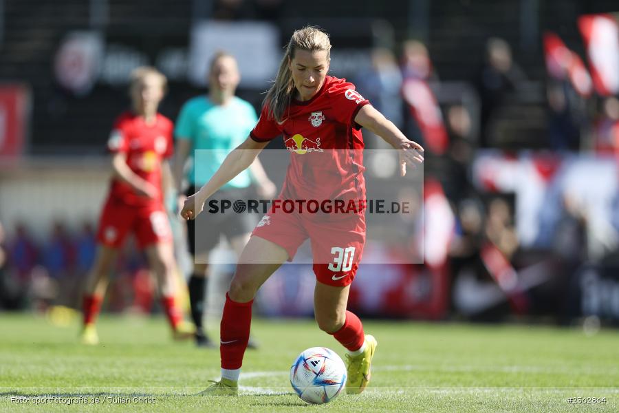 Medina Desic, Riederwaldstadion, Frankfurt, 30.04.2023, sport, action, Fussball, DFB, 22. Spieltag, 2. Frauen-Bundesliga, RBL, SGE, RB Leipzig, Eintracht Frankfurt II - Bild-ID: 2362864