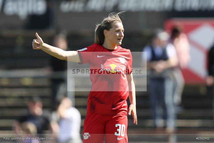 Medina Desic, Riederwaldstadion, Frankfurt, 30.04.2023, sport, action, Fussball, DFB, 22. Spieltag, 2. Frauen-Bundesliga, RBL, SGE, RB Leipzig, Eintracht Frankfurt II - Bild-ID: 2362902