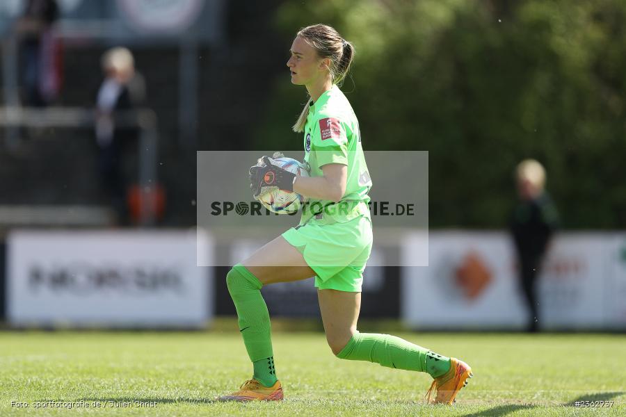 Hannah Johann, Riederwaldstadion, Frankfurt, 30.04.2023, sport, action, Fussball, DFB, 22. Spieltag, 2. Frauen-Bundesliga, RBL, SGE, RB Leipzig, Eintracht Frankfurt II - Bild-ID: 2362937