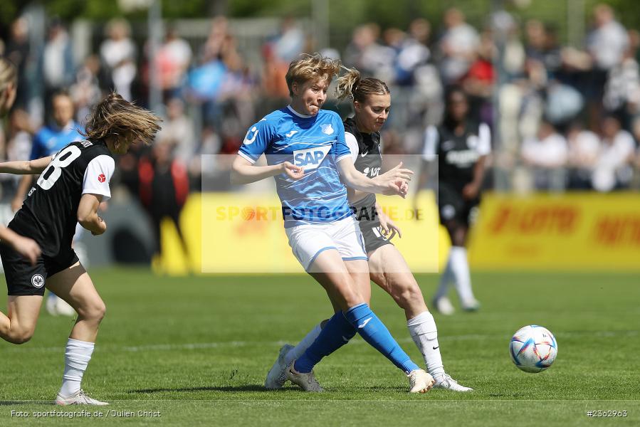 Paulina Krumbiegel, Stadion am Brentanobad, Frankfurt, 30.04.2023, sport, action, Fussball, DFB, 18. Spieltag, FLYERALARM Frauen-Bundesliga, TSG, SGE, TSG Hoffenheim, Eintracht Frankfurt - Bild-ID: 2362963