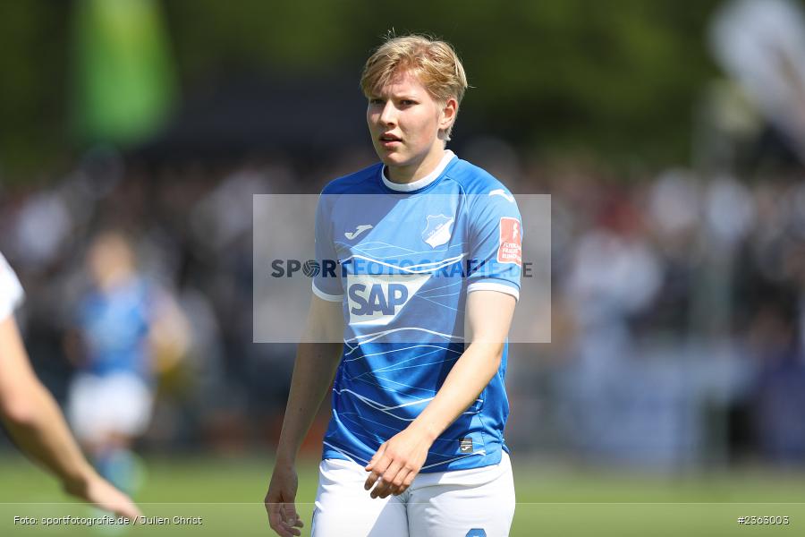 Paulina Krumbiegel, Stadion am Brentanobad, Frankfurt, 30.04.2023, sport, action, Fussball, DFB, 18. Spieltag, FLYERALARM Frauen-Bundesliga, TSG, SGE, TSG Hoffenheim, Eintracht Frankfurt - Bild-ID: 2363003 Paulina Krumbiegel, Stadion am Brentanobad, Frankfurt, 30.04.2023, sport, action, Fussball, DFB, 18. Spieltag, FLYERALARM Frauen-Bundesliga, TSG, SGE, TSG Hoffenheim, Eintracht Frankfurt - Bild-ID: 2363003