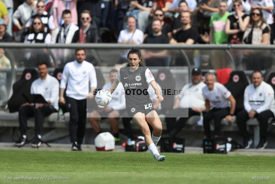Barbara Dunst, Stadion am Brentanobad, Frankfurt, 30.04.2023, sport, action, Fussball, DFB, 18. Spieltag, FLYERALARM Frauen-Bundesliga, TSG, SGE, TSG Hoffenheim, Eintracht Frankfurt - Bild-ID: 2363109 Barbara Dunst, Stadion am Brentanobad, Frankfurt, 30.04.2023, sport, action, Fussball, DFB, 18. Spieltag, FLYERALARM Frauen-Bundesliga, TSG, SGE, TSG Hoffenheim, Eintracht Frankfurt - Bild-ID: 2363109