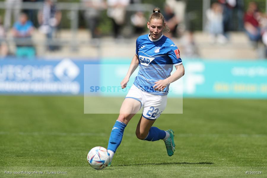 Sarai Linder, Stadion am Brentanobad, Frankfurt, 30.04.2023, sport, action, Fussball, DFB, 18. Spieltag, FLYERALARM Frauen-Bundesliga, TSG, SGE, TSG Hoffenheim, Eintracht Frankfurt - Bild-ID: 2363129 Sarai Linder, Stadion am Brentanobad, Frankfurt, 30.04.2023, sport, action, Fussball, DFB, 18. Spieltag, FLYERALARM Frauen-Bundesliga, TSG, SGE, TSG Hoffenheim, Eintracht Frankfurt - Bild-ID: 2363129