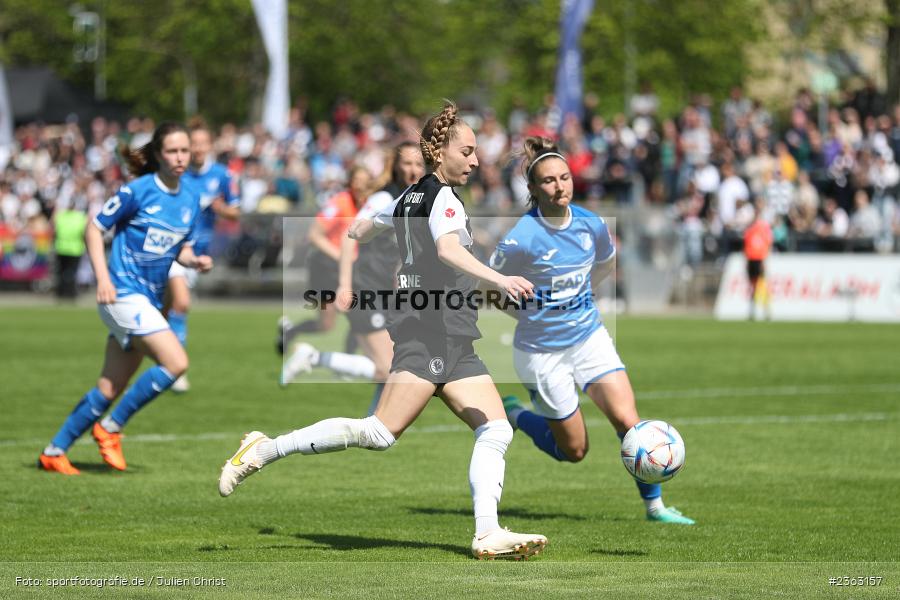 Sophia Kleinherne, Stadion am Brentanobad, Frankfurt, 30.04.2023, sport, action, Fussball, DFB, 18. Spieltag, FLYERALARM Frauen-Bundesliga, TSG, SGE, TSG Hoffenheim, Eintracht Frankfurt - Bild-ID: 2363157