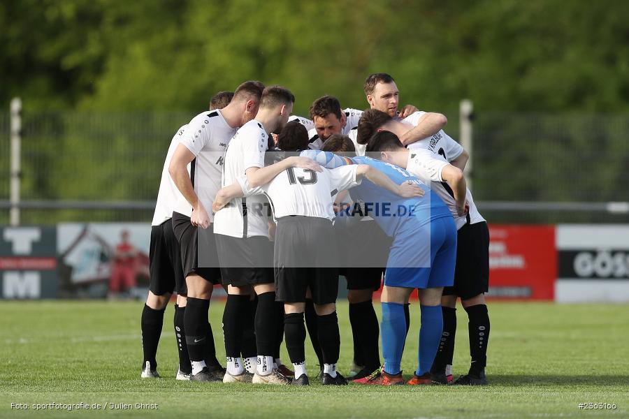 Mannschaftskreis, Sportgelände, Karlburg, 04.05.2023, sport, action, Fussball, BFV, Kreisliga Würzburg, HOM, TSV, TSV Homburg, TSV Karlburg II - Bild-ID: 2363166