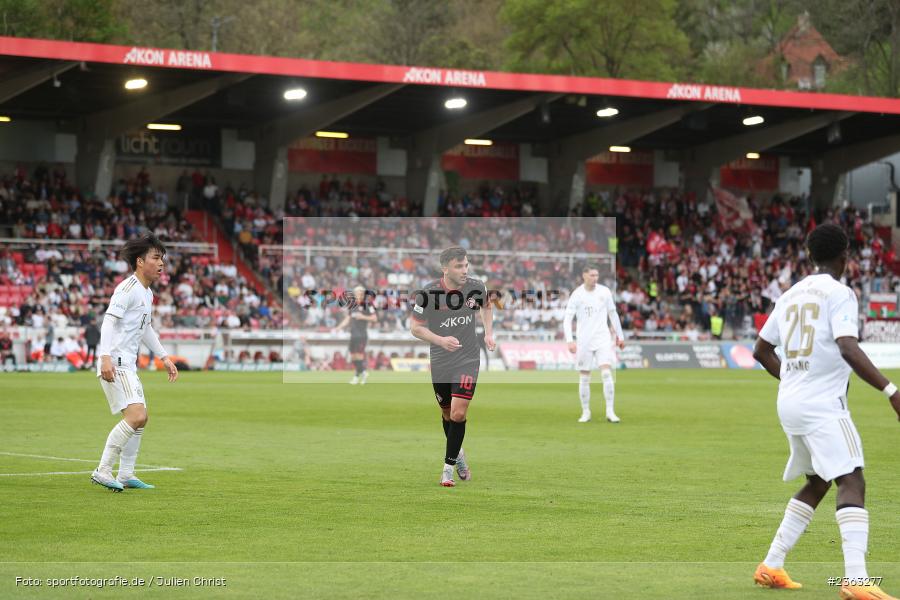 Dardan Karimani, FLYERALARM Arena, Würzburg, 05.05.2023, sport, action, Fussball, BFV, 35. Spieltag, Regionalliga Bayern, FCB, FWK, FC Bayern München II, FC Würzburger Kickers - Bild-ID: 2363277