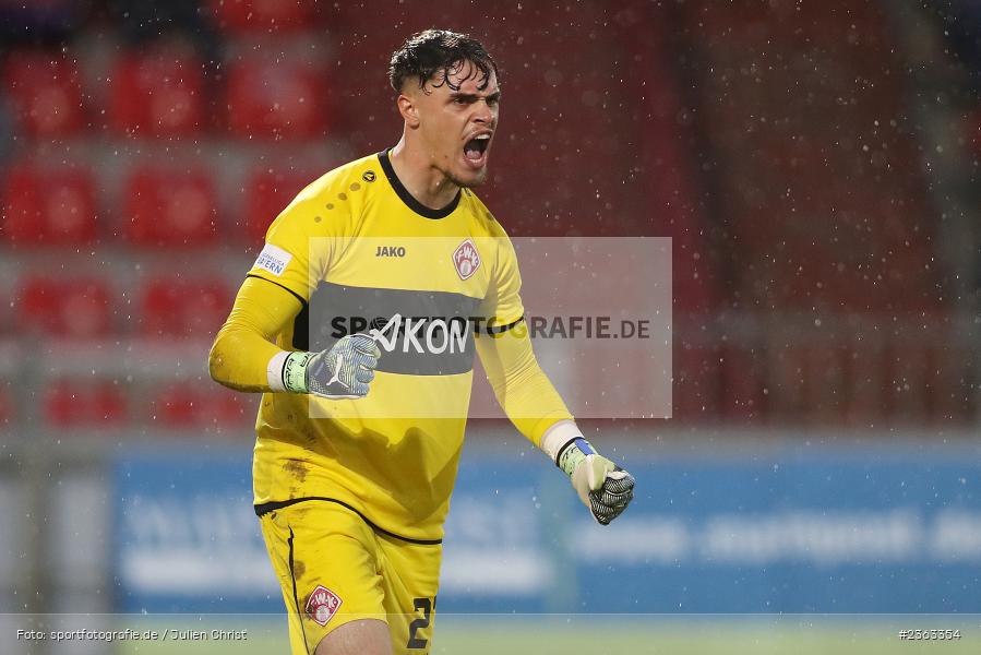 Vincent Friedsam, FLYERALARM Arena, Würzburg, 05.05.2023, sport, action, Fussball, BFV, 35. Spieltag, Regionalliga Bayern, FCB, FWK, FC Bayern München II, FC Würzburger Kickers - Bild-ID: 2363354