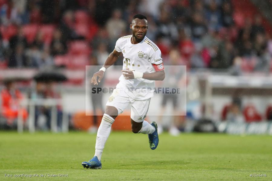 Desire Sebge Azankpo, FLYERALARM Arena, Würzburg, 05.05.2023, sport, action, Fussball, BFV, 35. Spieltag, Regionalliga Bayern, FCB, FWK, FC Bayern München II, FC Würzburger Kickers - Bild-ID: 2363418