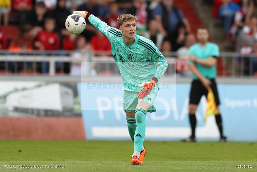 Johannes Schenk, FLYERALARM Arena, Würzburg, 05.05.2023, sport, action, Fussball, BFV, 35. Spieltag, Regionalliga Bayern, FCB, FWK, FC Bayern München II, FC Würzburger Kickers - Bild-ID: 2363482 Johannes Schenk, FLYERALARM Arena, Würzburg, 05.05.2023, sport, action, Fussball, BFV, 35. Spieltag, Regionalliga Bayern, FCB, FWK, FC Bayern München II, FC Würzburger Kickers - Bild-ID: 2363482
