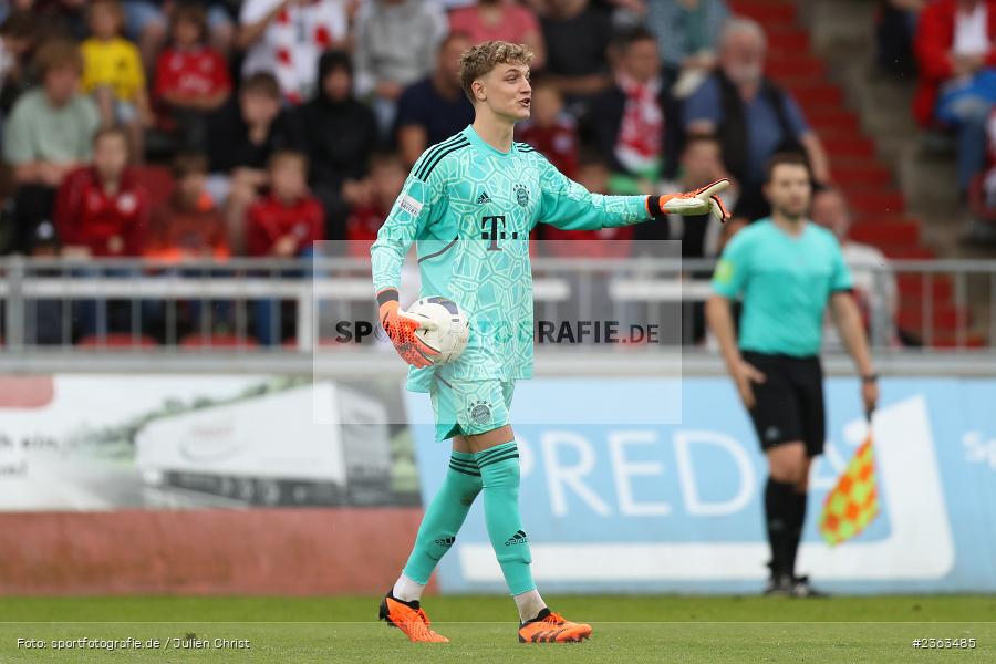 Johannes Schenk, FLYERALARM Arena, Würzburg, 05.05.2023, sport, action, Fussball, BFV, 35. Spieltag, Regionalliga Bayern, FCB, FWK, FC Bayern München II, FC Würzburger Kickers - Bild-ID: 2363485